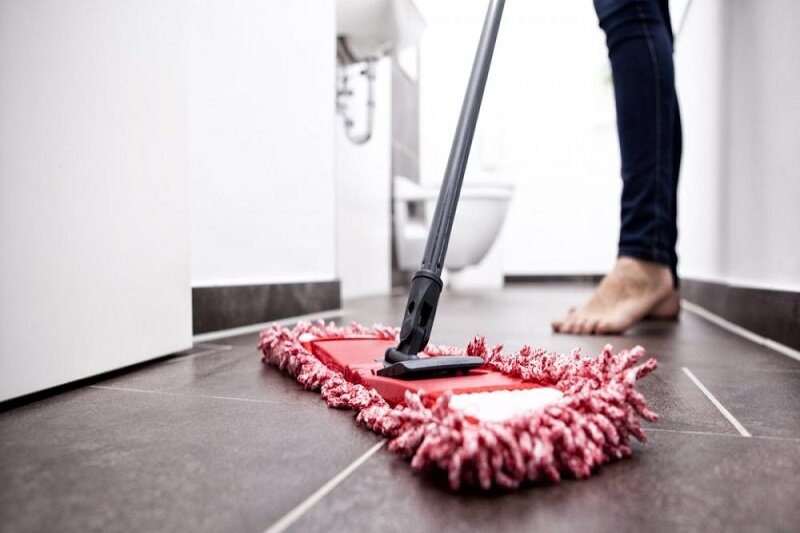 Cách làm sạch sàn gạch sứ, gạch men bóng